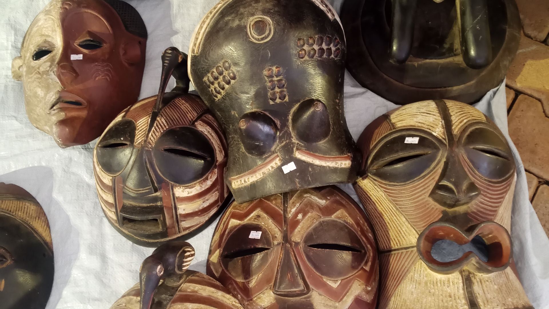 9. Cortèges funéraires romains avec des masques d'ancêtres