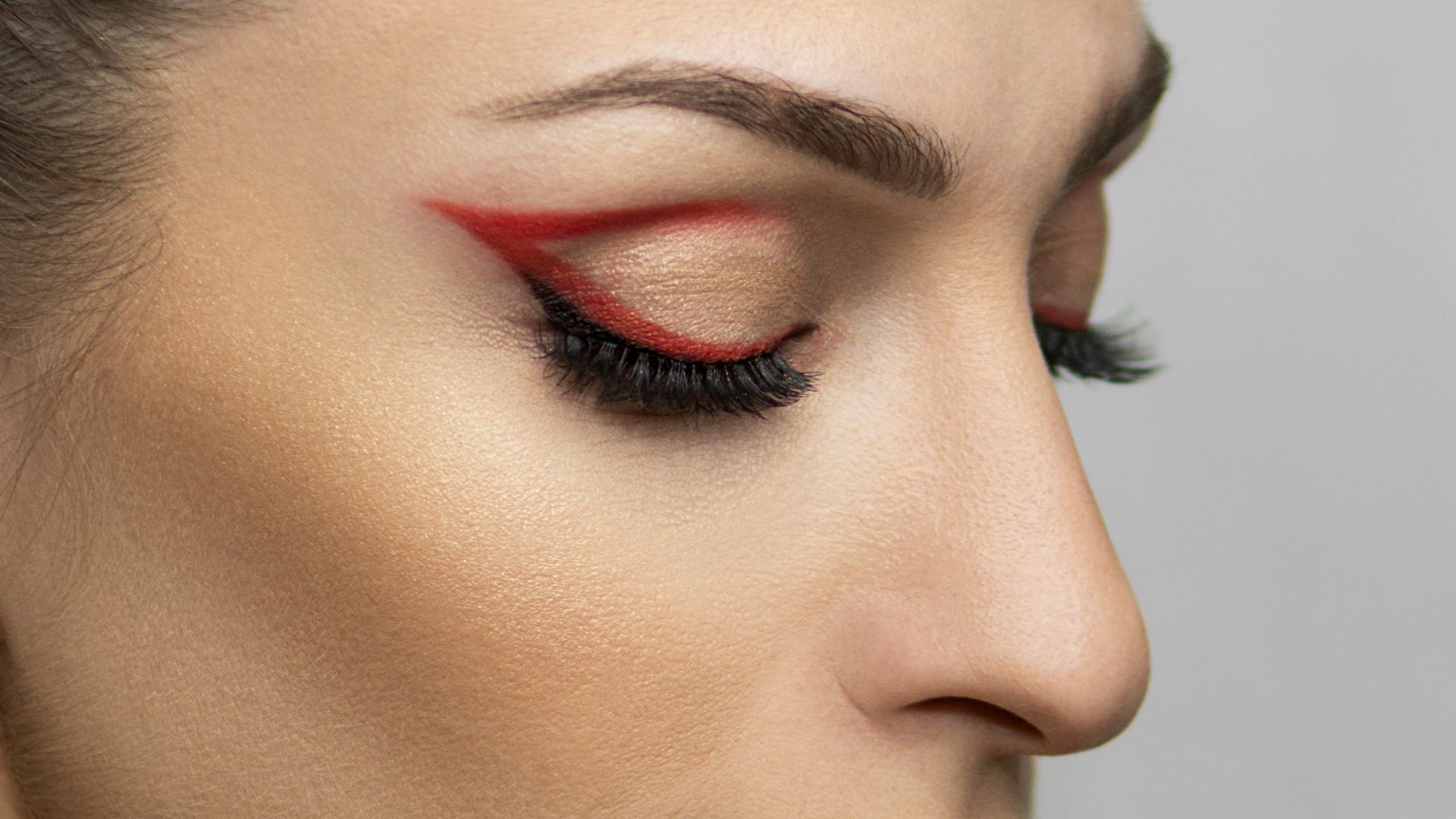 14. Eyeliner « œil de renard » intense