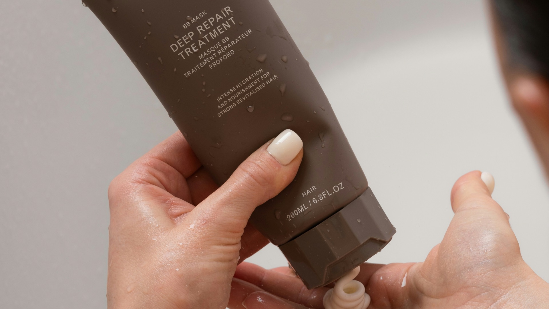 9. Intégrez un masque pour le cuir chevelu à votre routine hebdomadaire