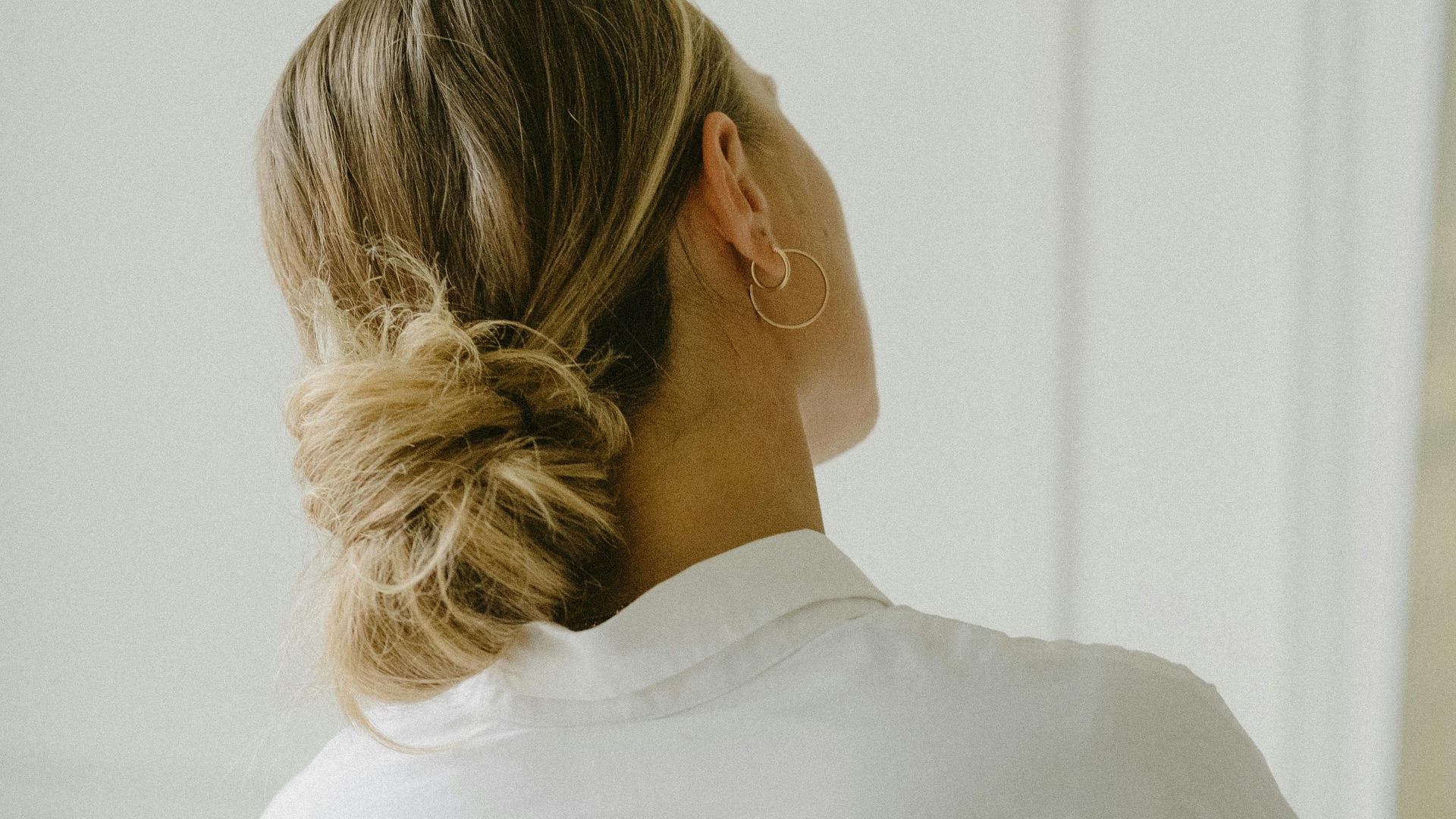 3. Chignon bas décontracté
