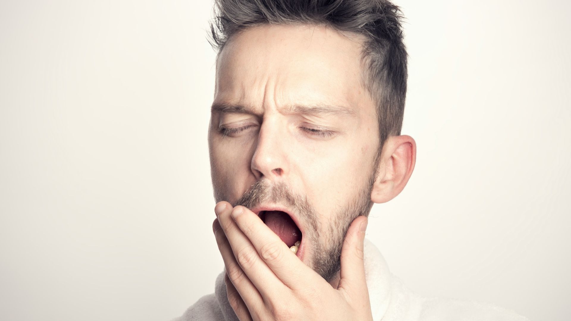 16. Lui faire culpabiliser parce qu’il est fatigué