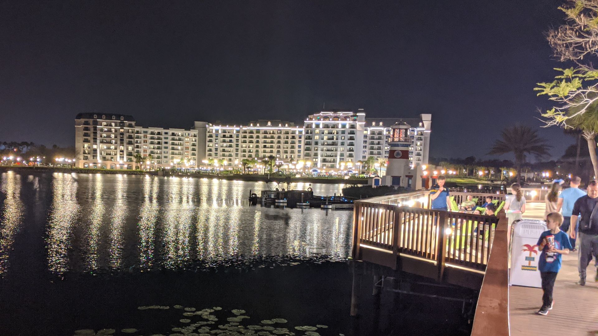 6. La Terrasse de Topolino