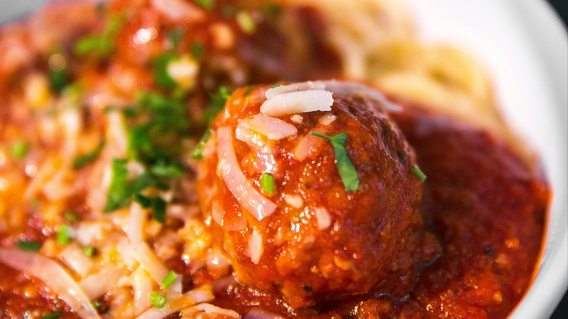 5. Spaghetti aux boulettes de viande