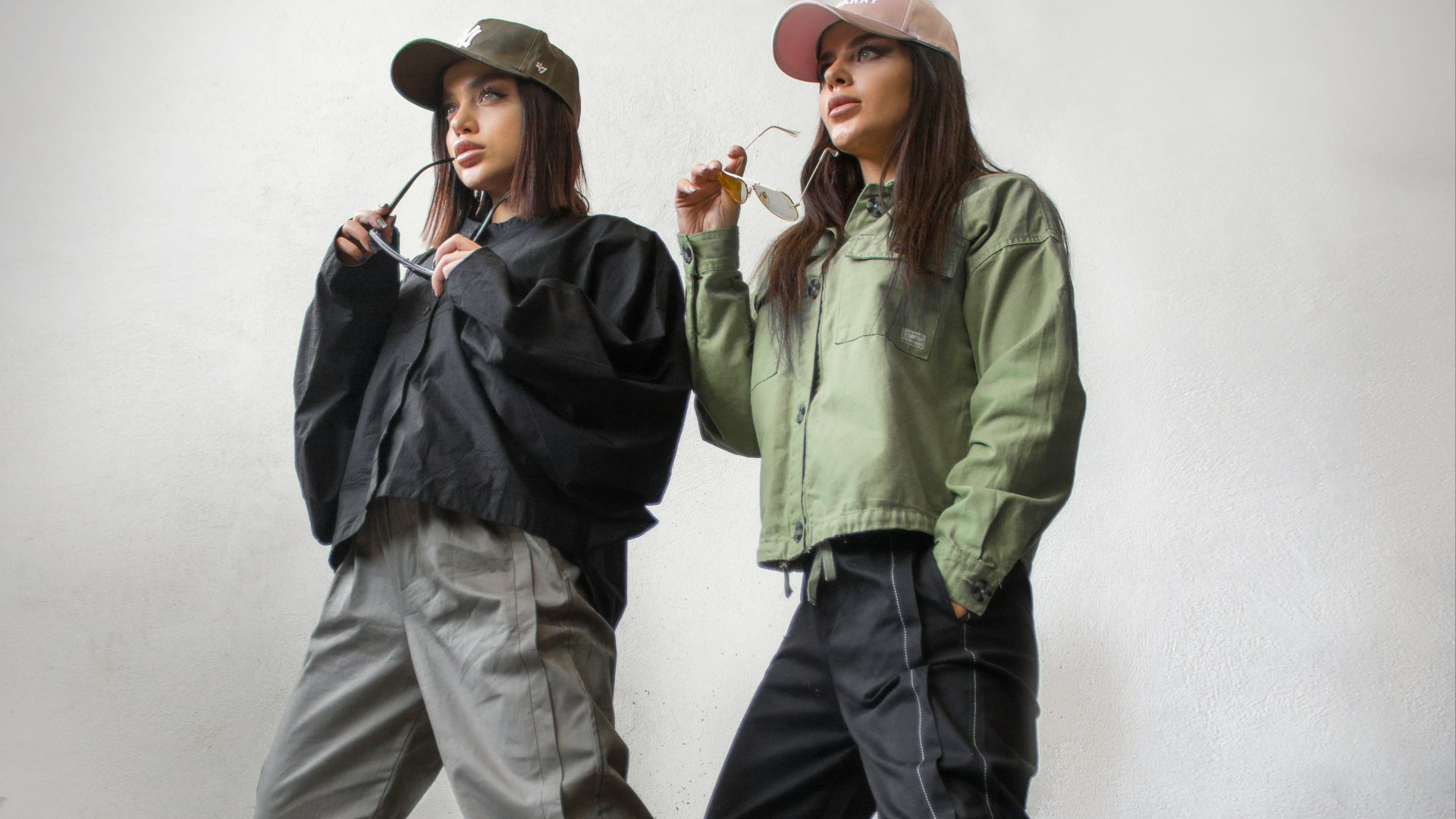 2. Pantalon cargo ample