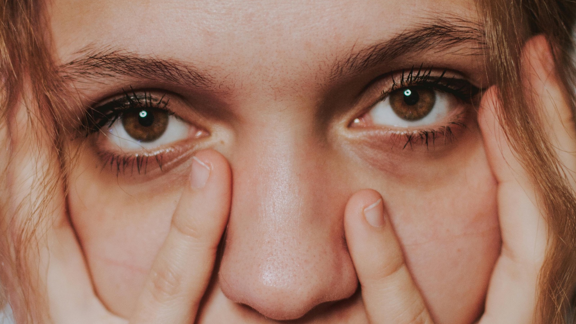 4. Cernes sous les yeux