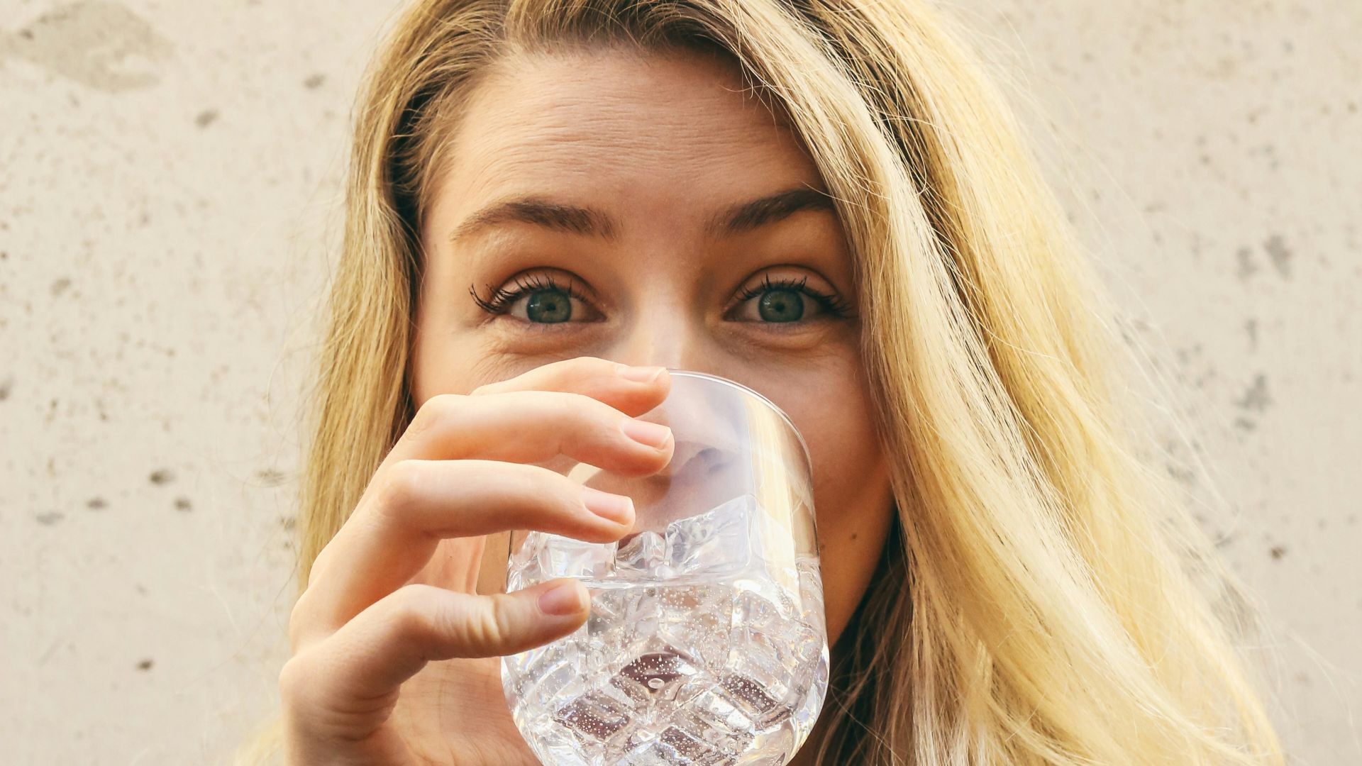 5. Buvez de l'eau avant les repas