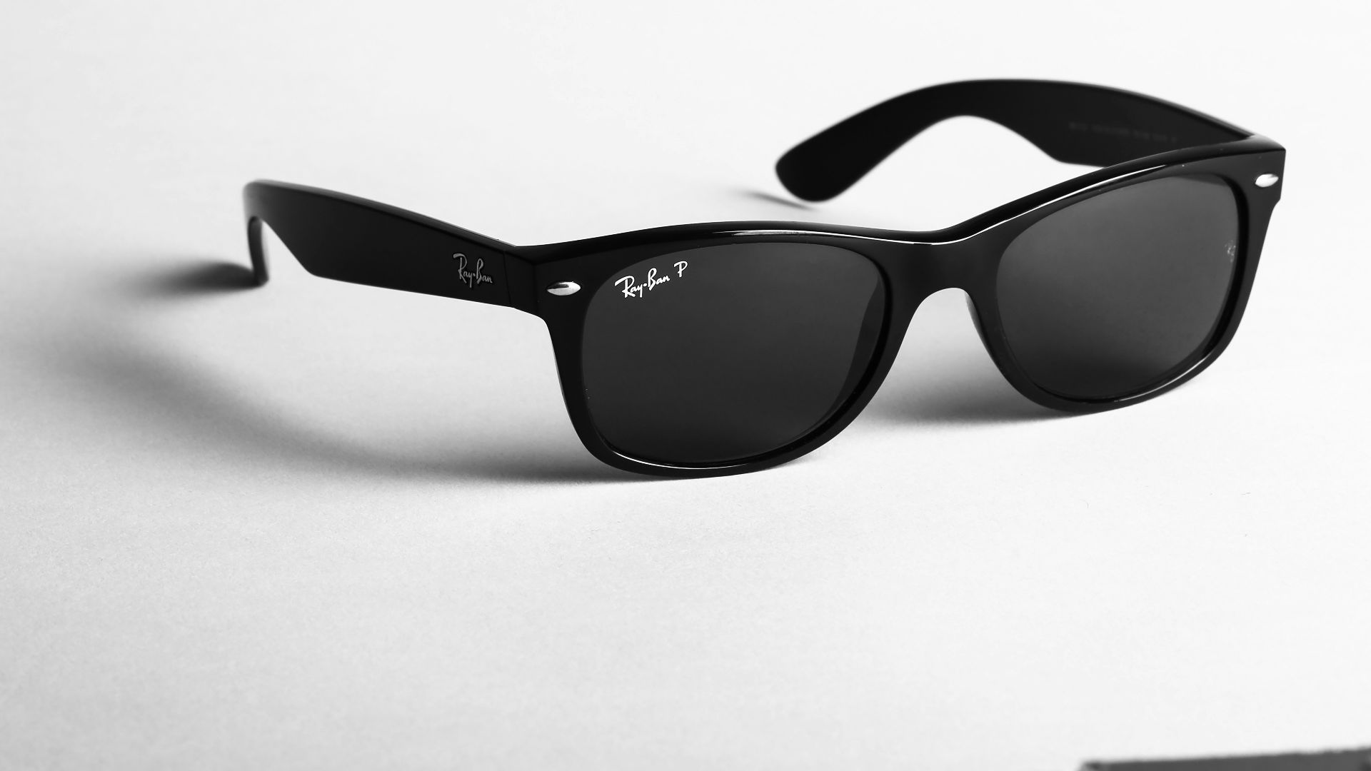 7. Des lunettes de soleil de qualité aux formes classiques