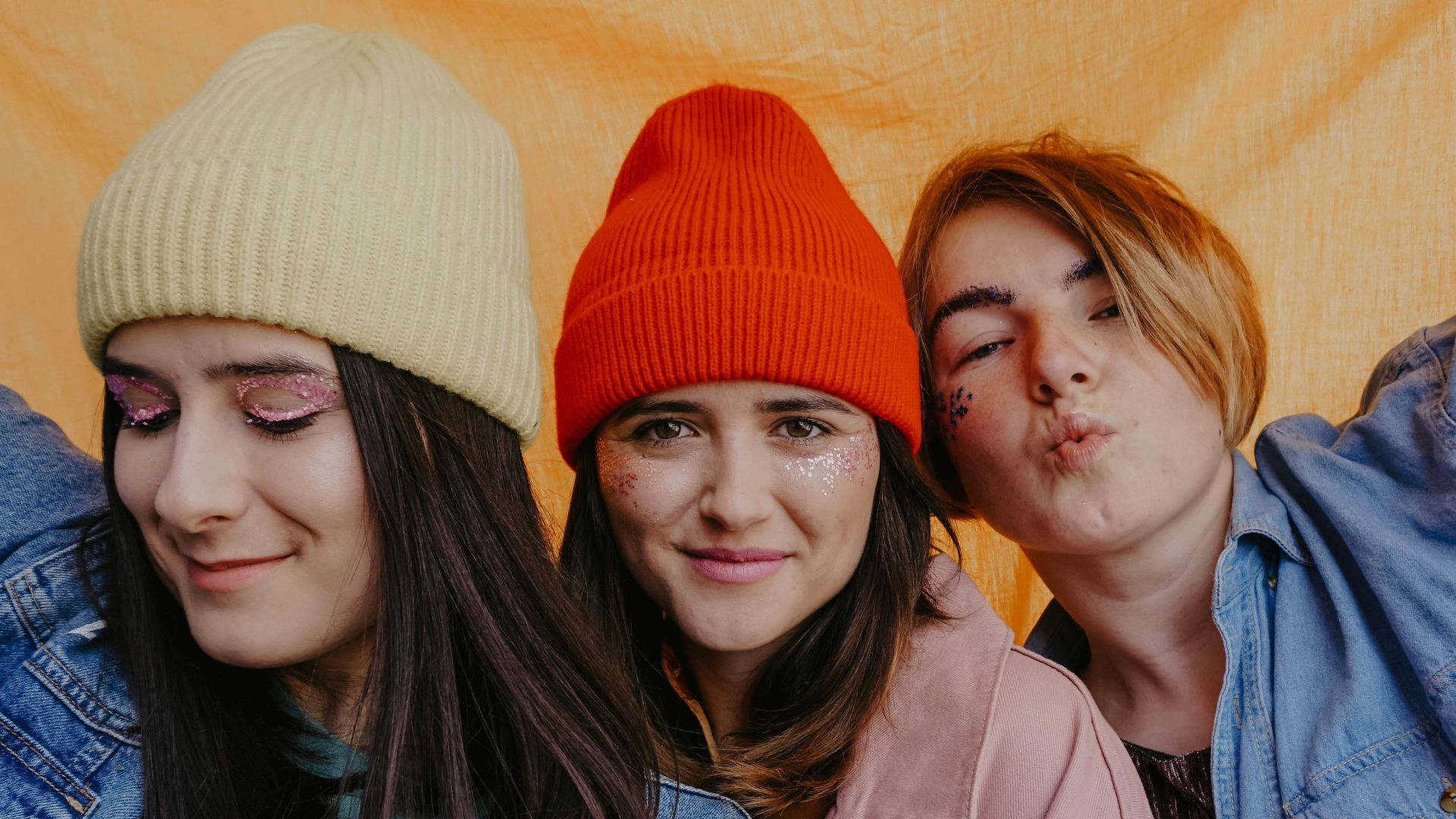 9. Bonnets en tricot doux