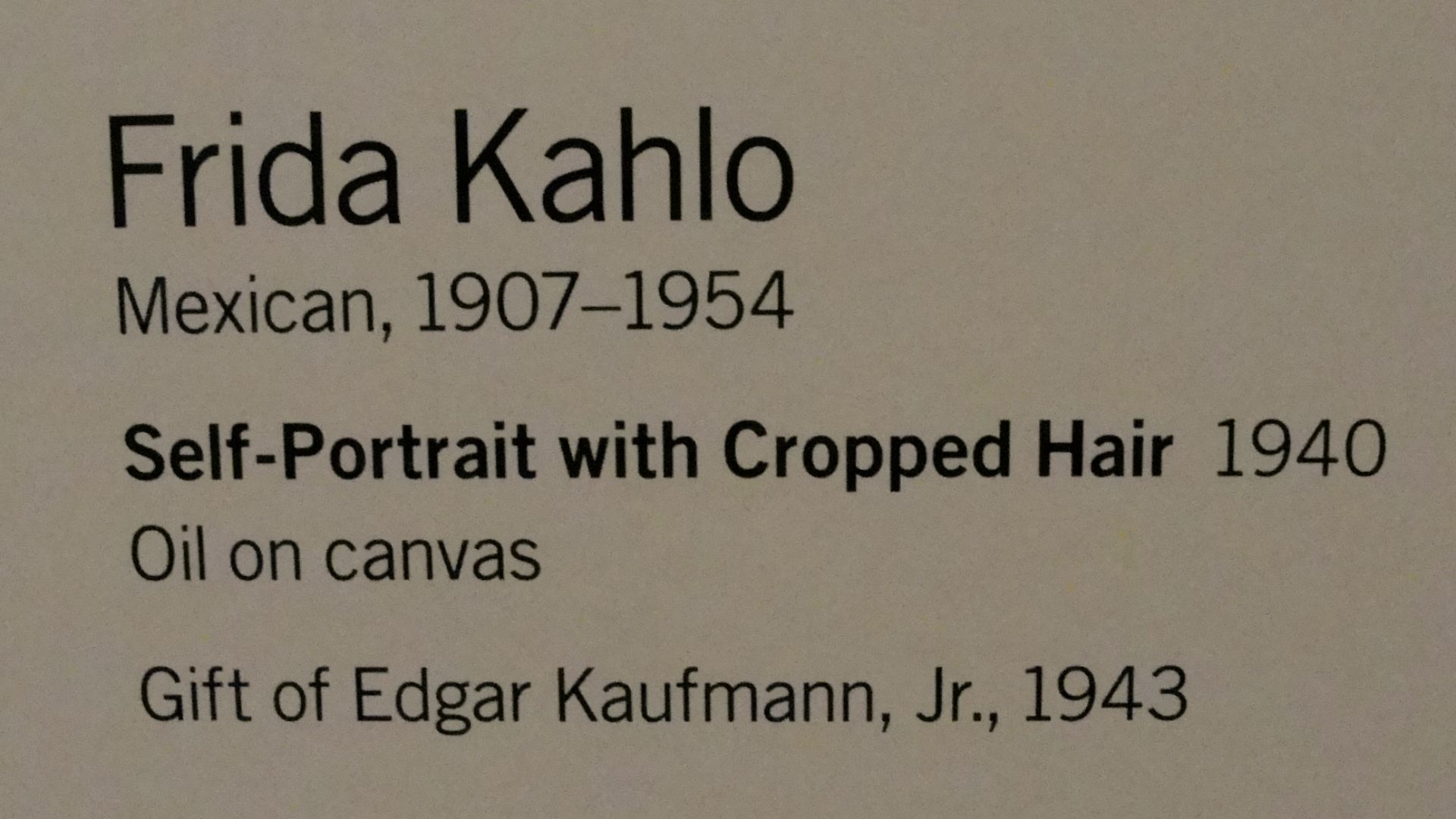 20. Autoportrait aux cheveux courts, de Frida Kahlo