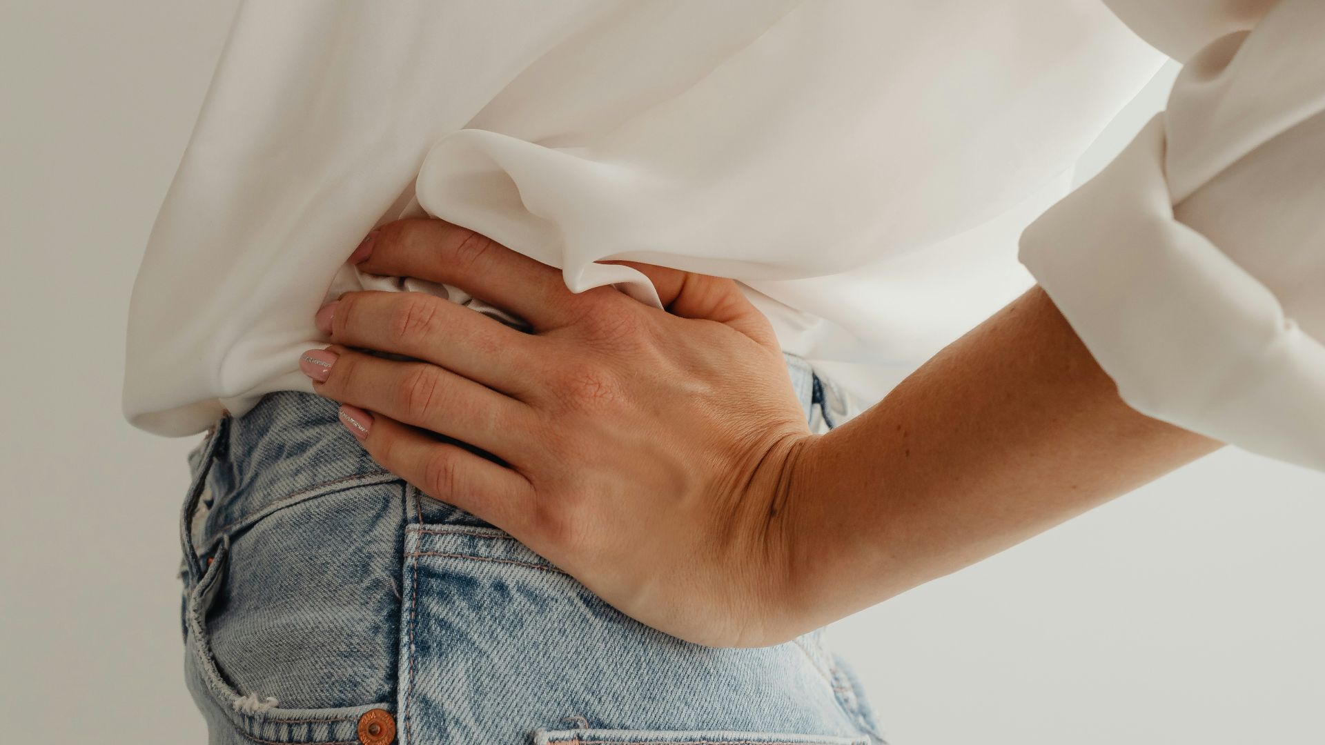 3. La chemise blanche et le jean