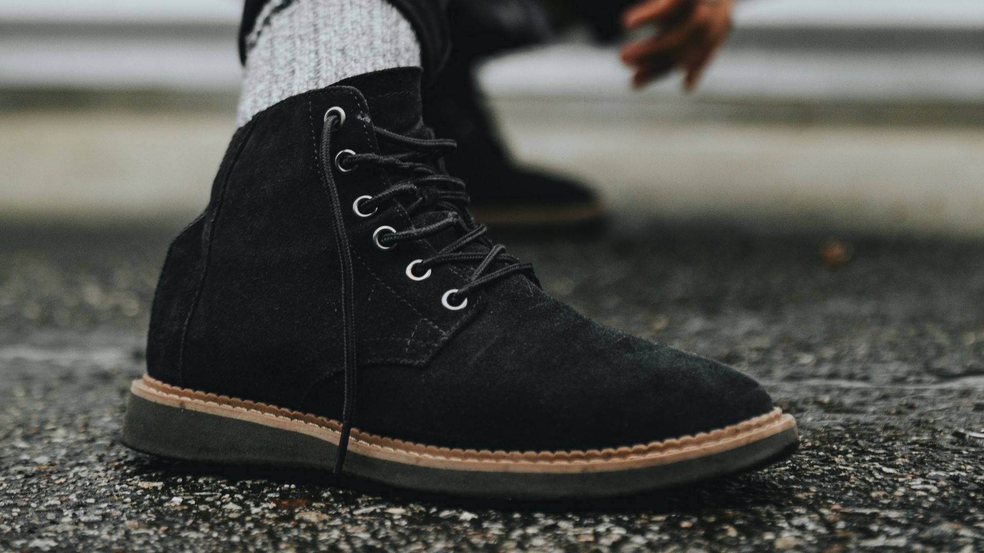 6. Bottines en daim