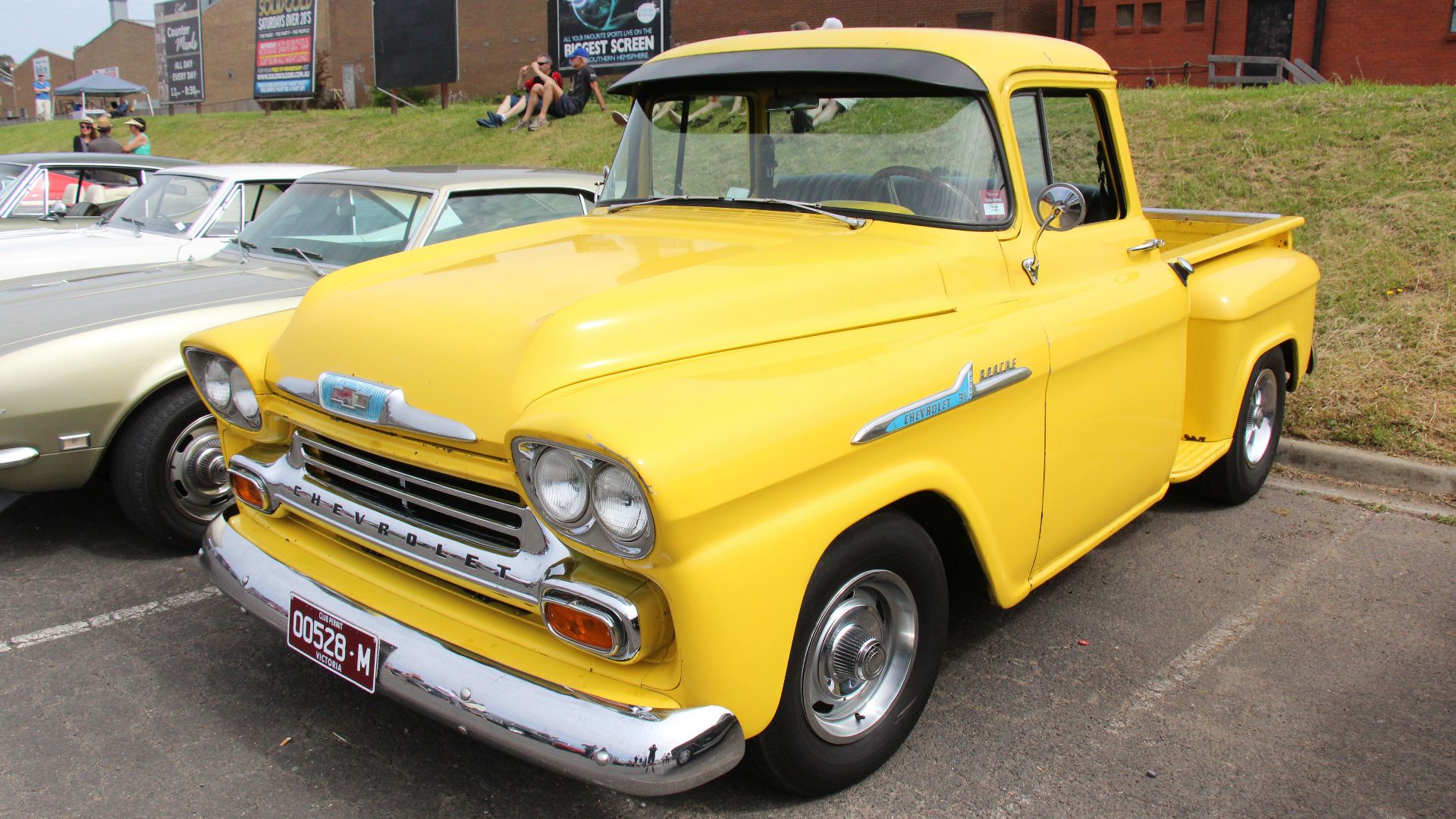 2. Chevrolet Cameo Carrier de 1955