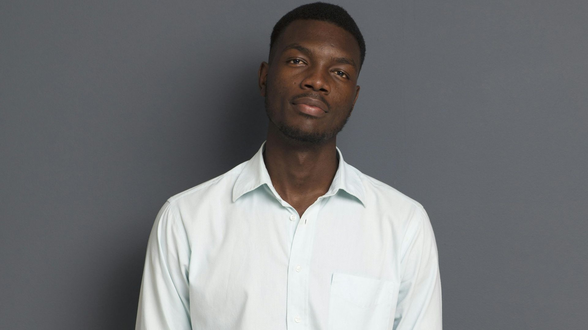 15. Laissez votre chemise légèrement sortie du pantalon