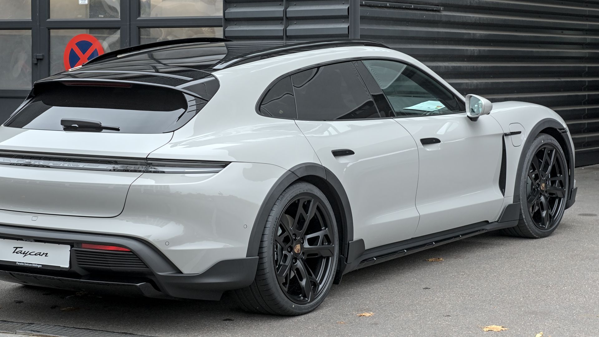 11. Porsche Taycan