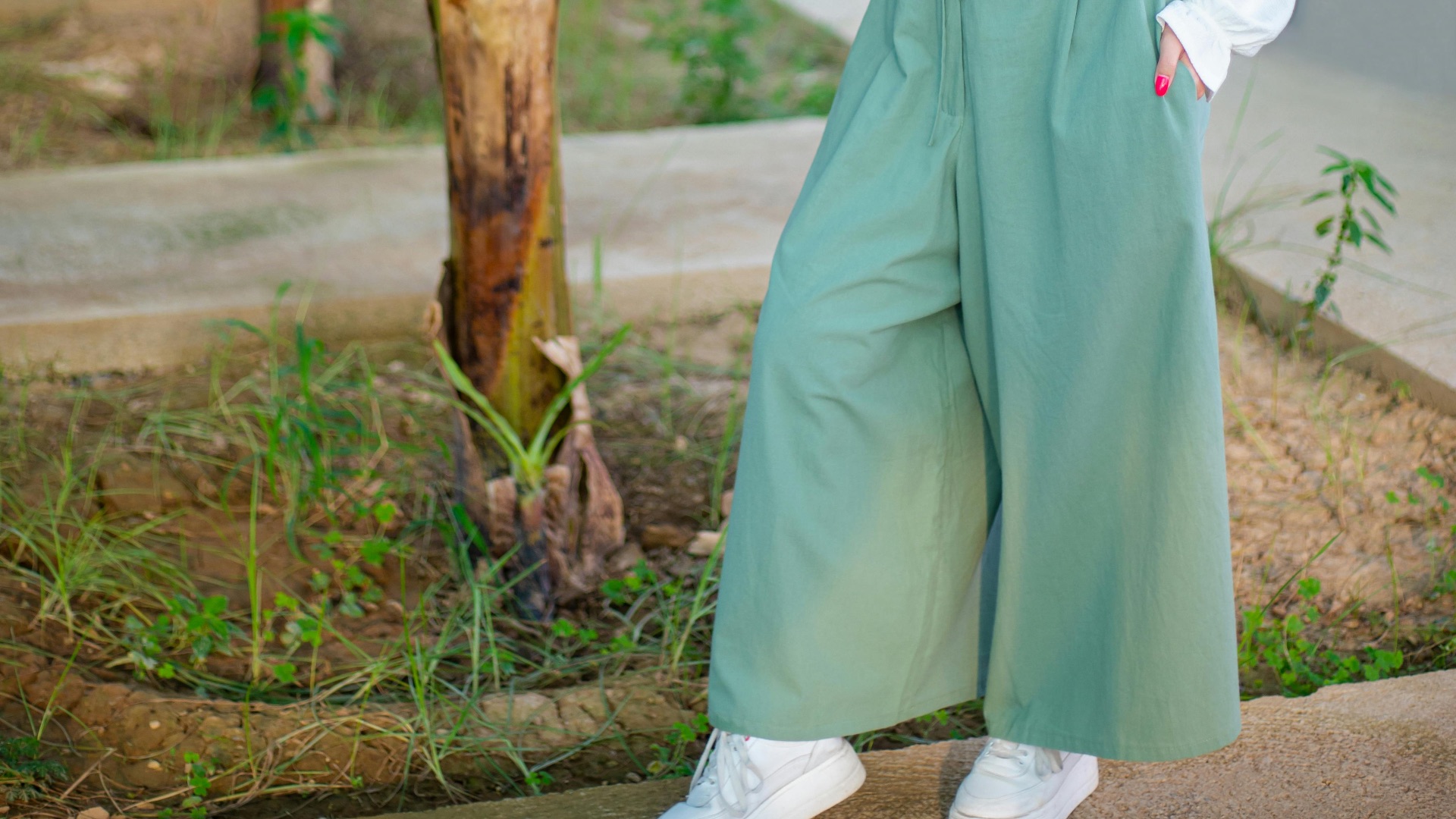 8. Optez pour des pantalons à jambes larges