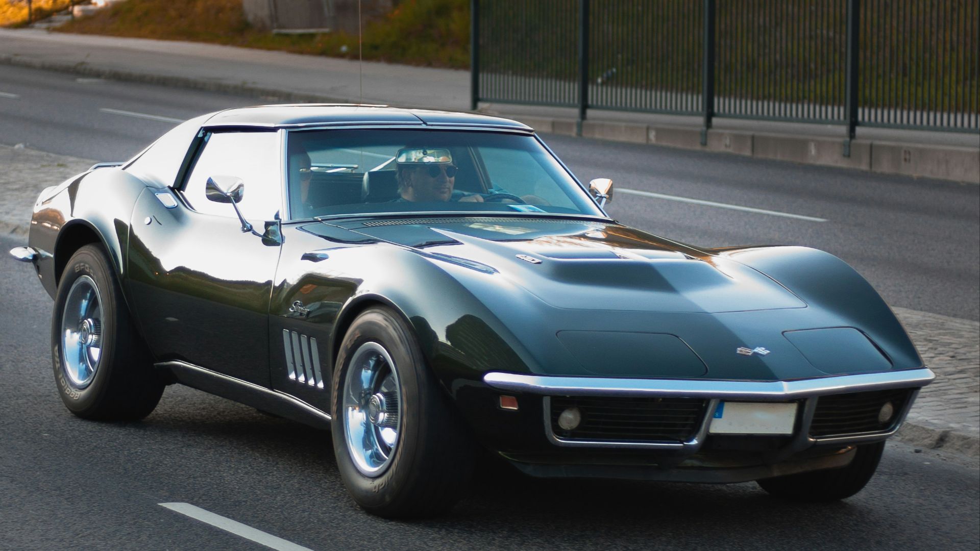 10. Chevrolet Corvette C2 Sting Ray