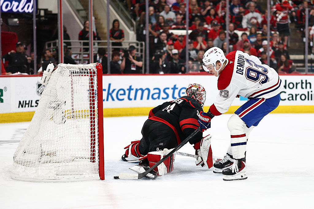 CH: the lowest total number of shots in the history of a best-of-five series