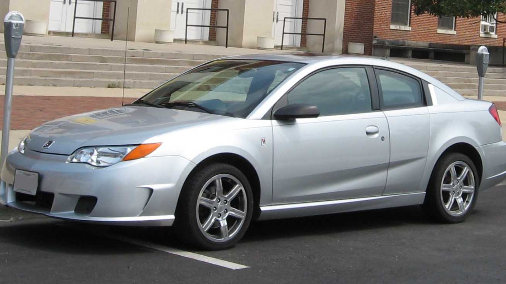 6. Saturn Ion Red Line