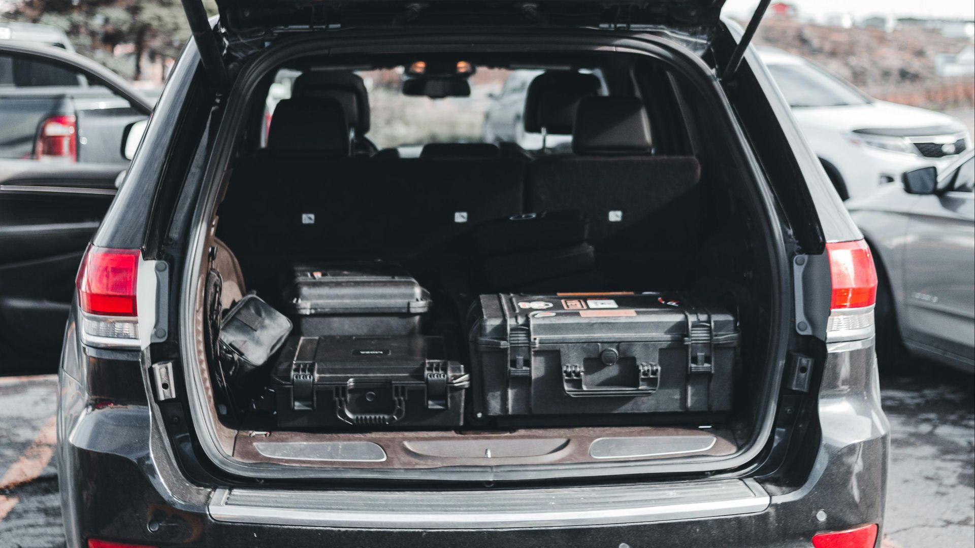 14. Accessoires pour organiser le coffre