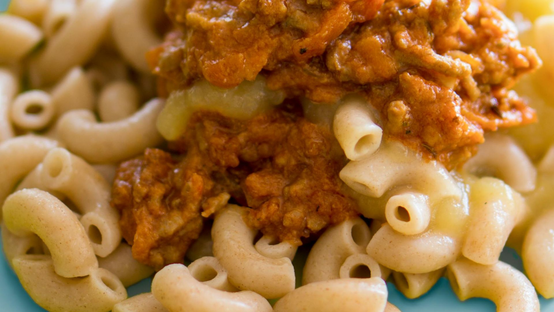 9. Grand bol de pâtes Beefaroni à la sauce à la viande