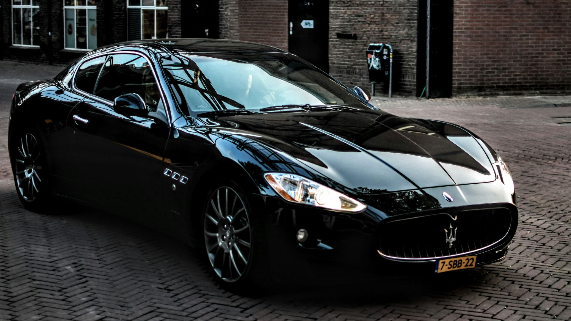 14. Maserati GranTurismo