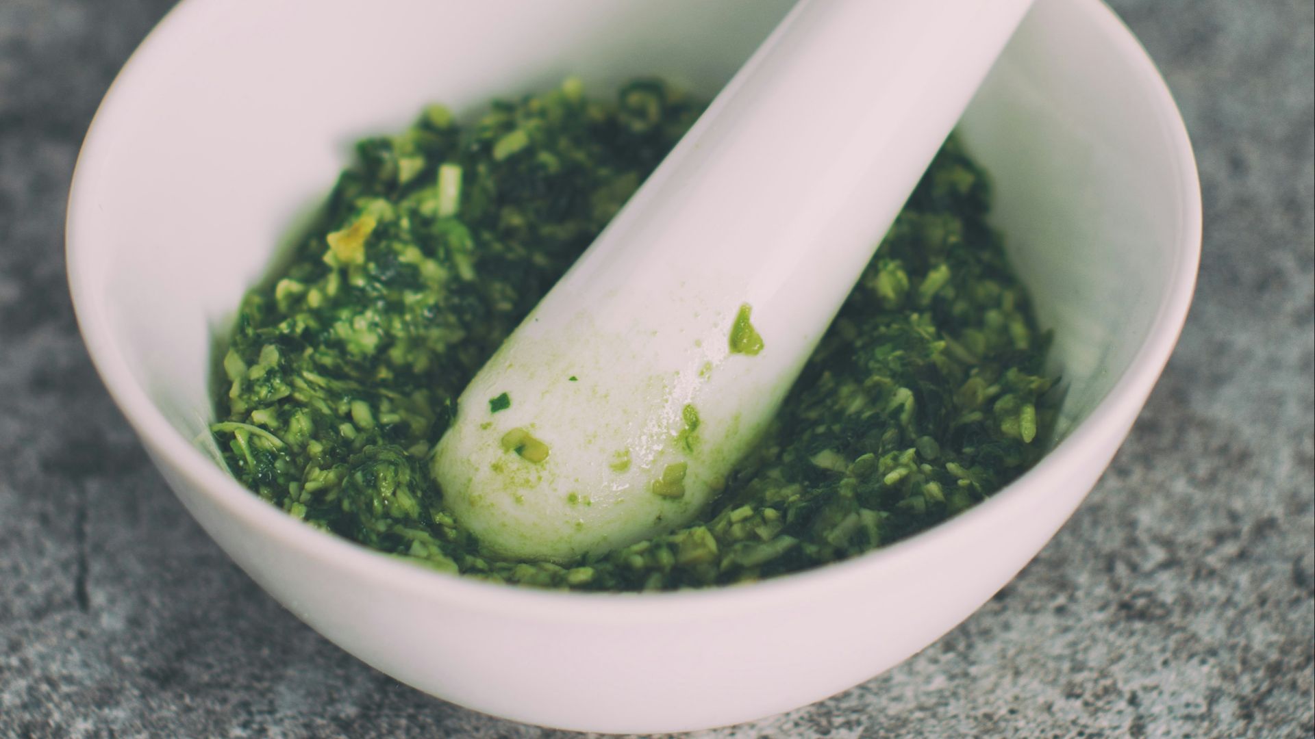 13. Pesto
