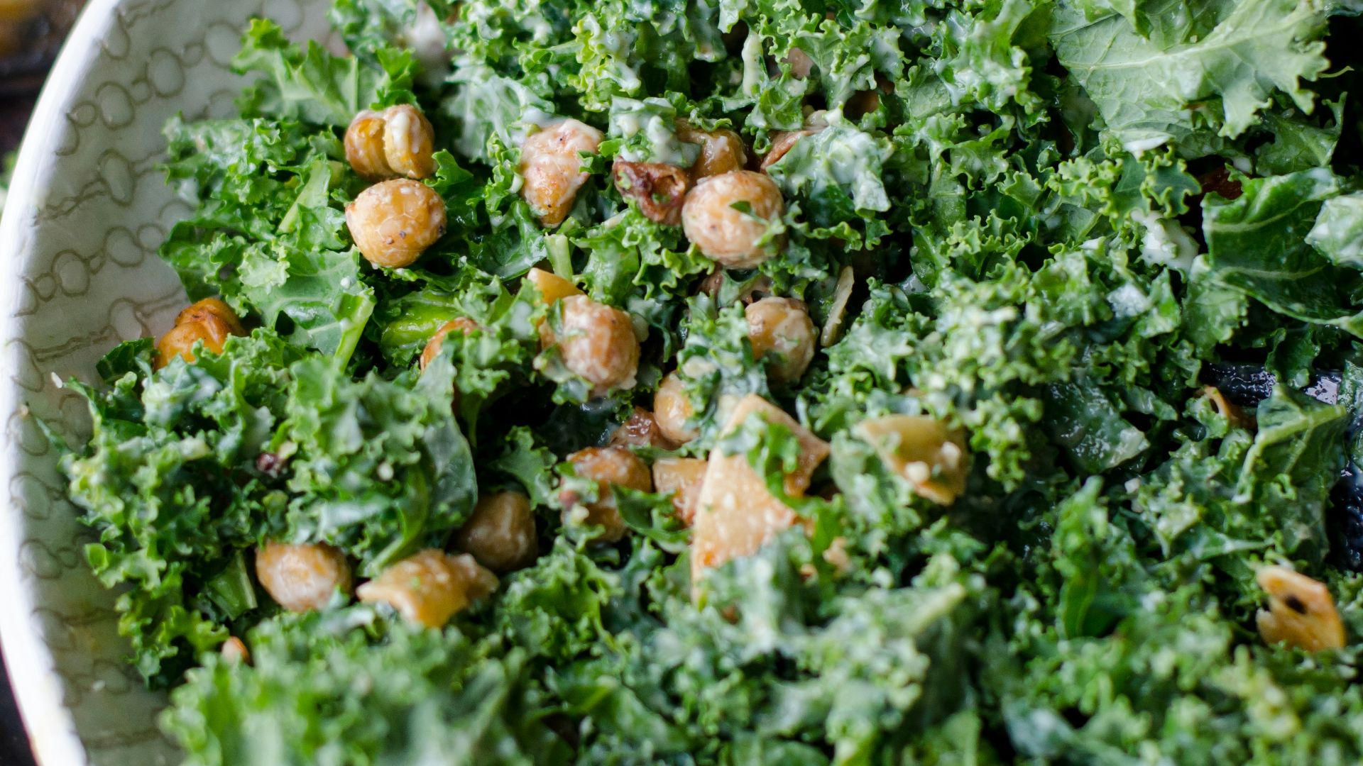 9. Salade de chou frisé cru