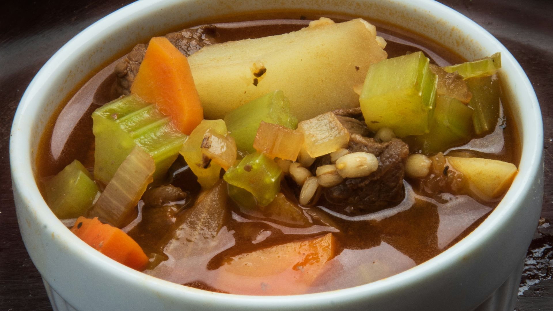 9. Soupe consistante au bœuf et à l'orge de Campbell's