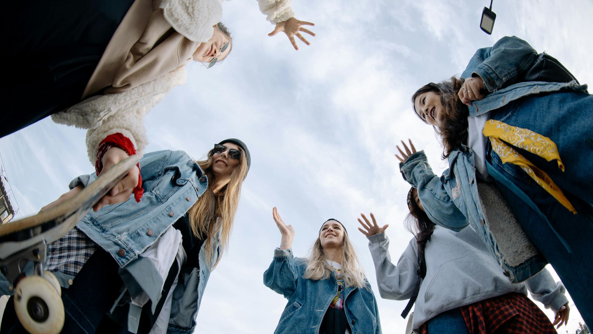 10. Vous restez en contact par choix, pas par obligation