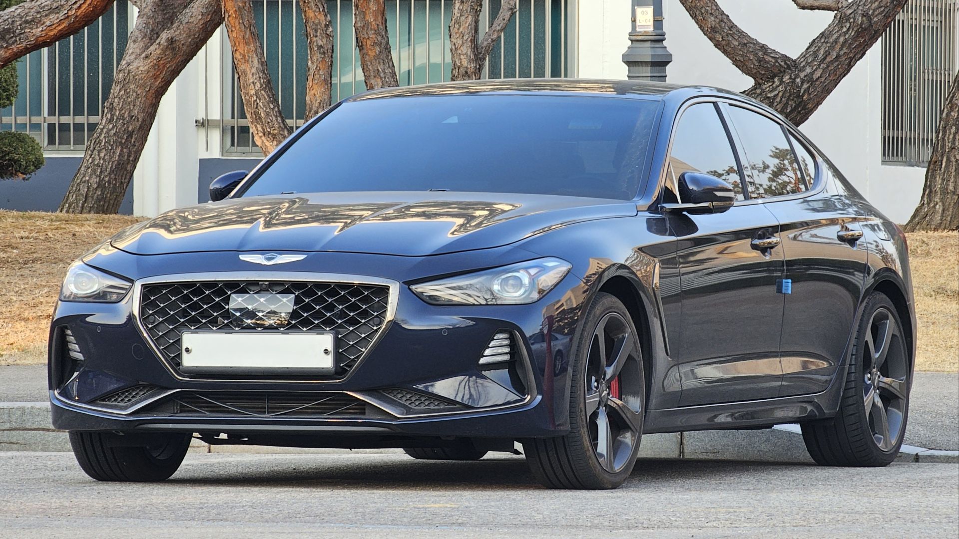 18. Genesis G70 3.3T