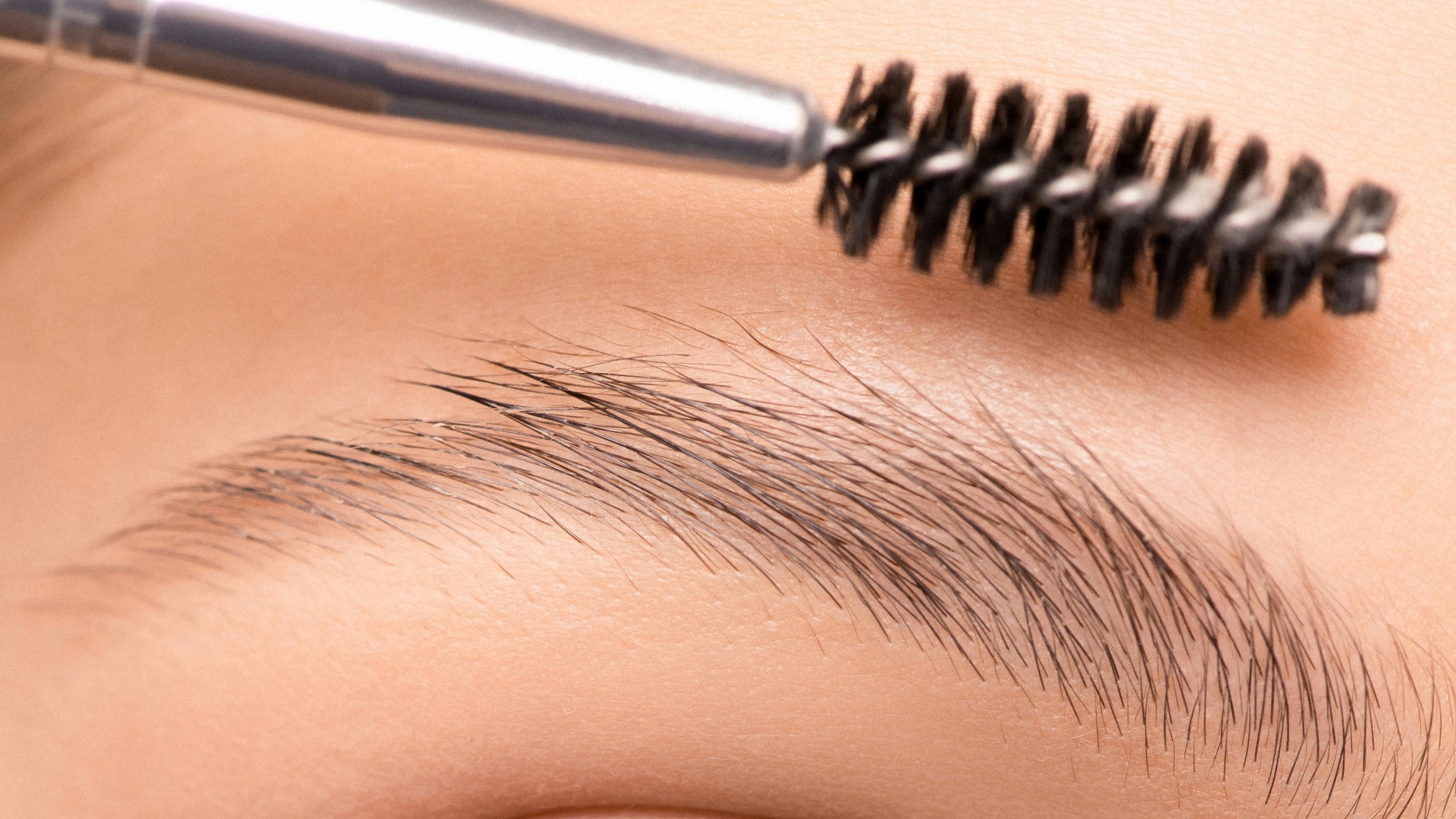5. Soignez vos sourcils