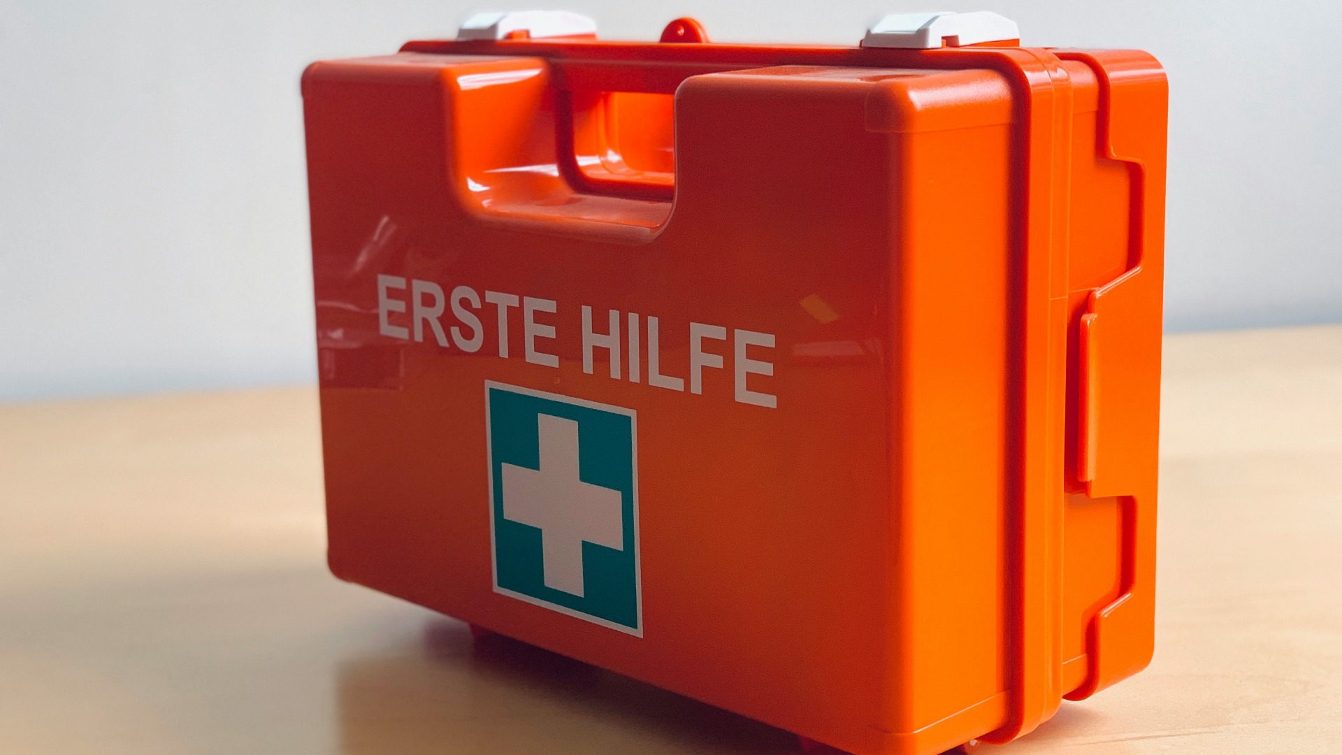 2. Emportez toujours une trousse de secours