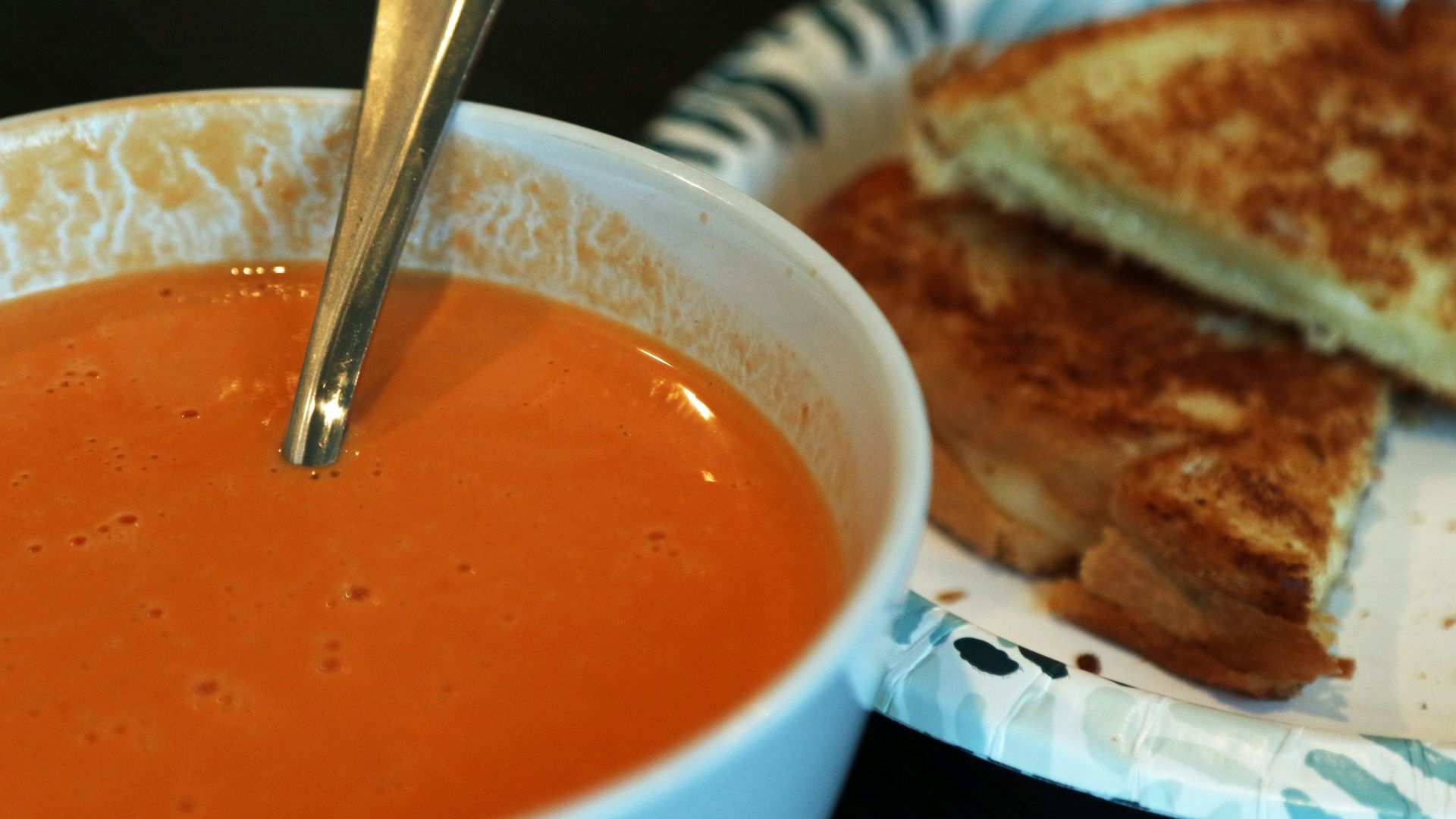 7. Croque-monsieur et soupe à la tomate
