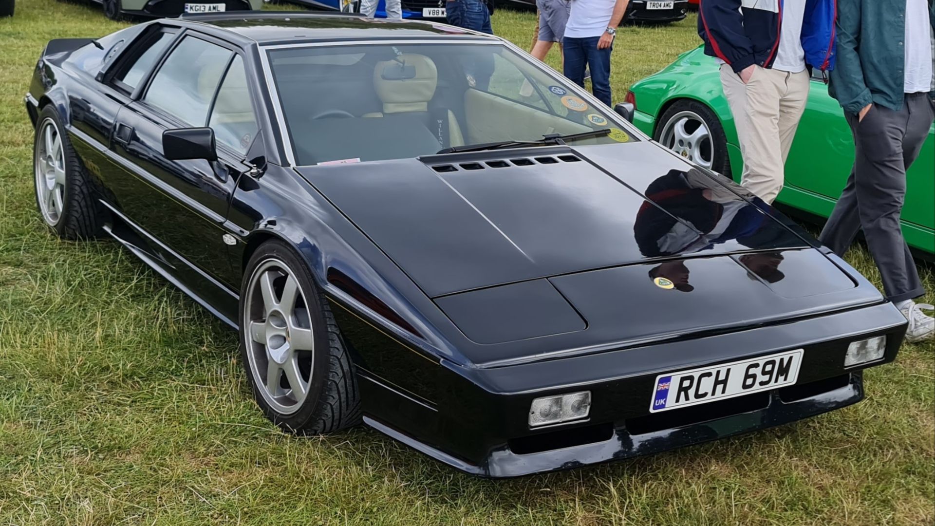 16. Lotus Esprit Turbo
