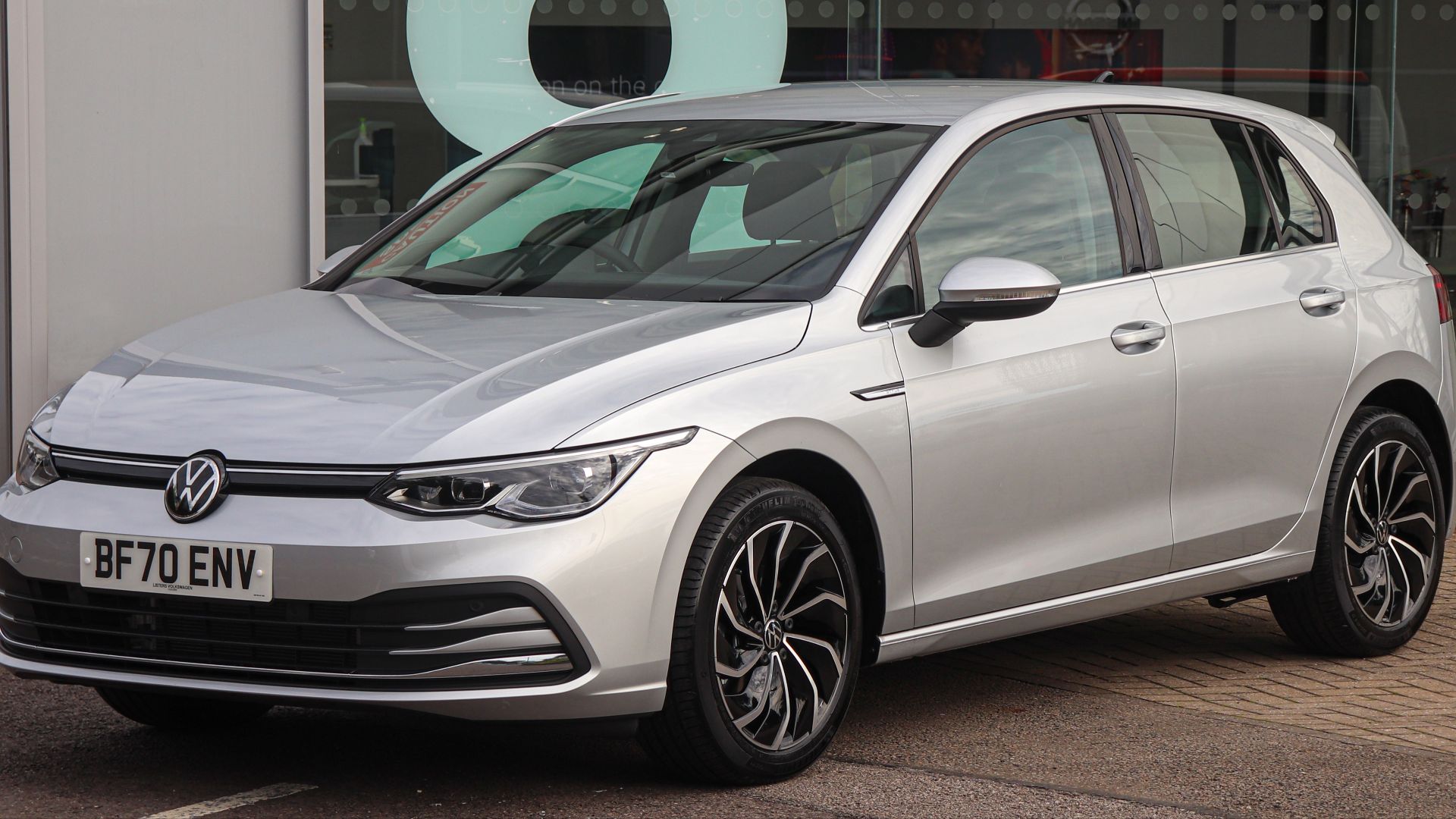 1. Volkswagen Golf