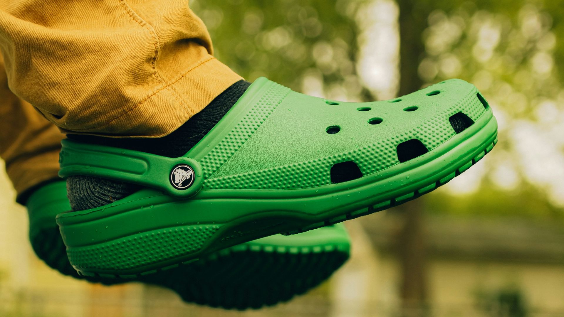 8. Les Crocs et leur charme