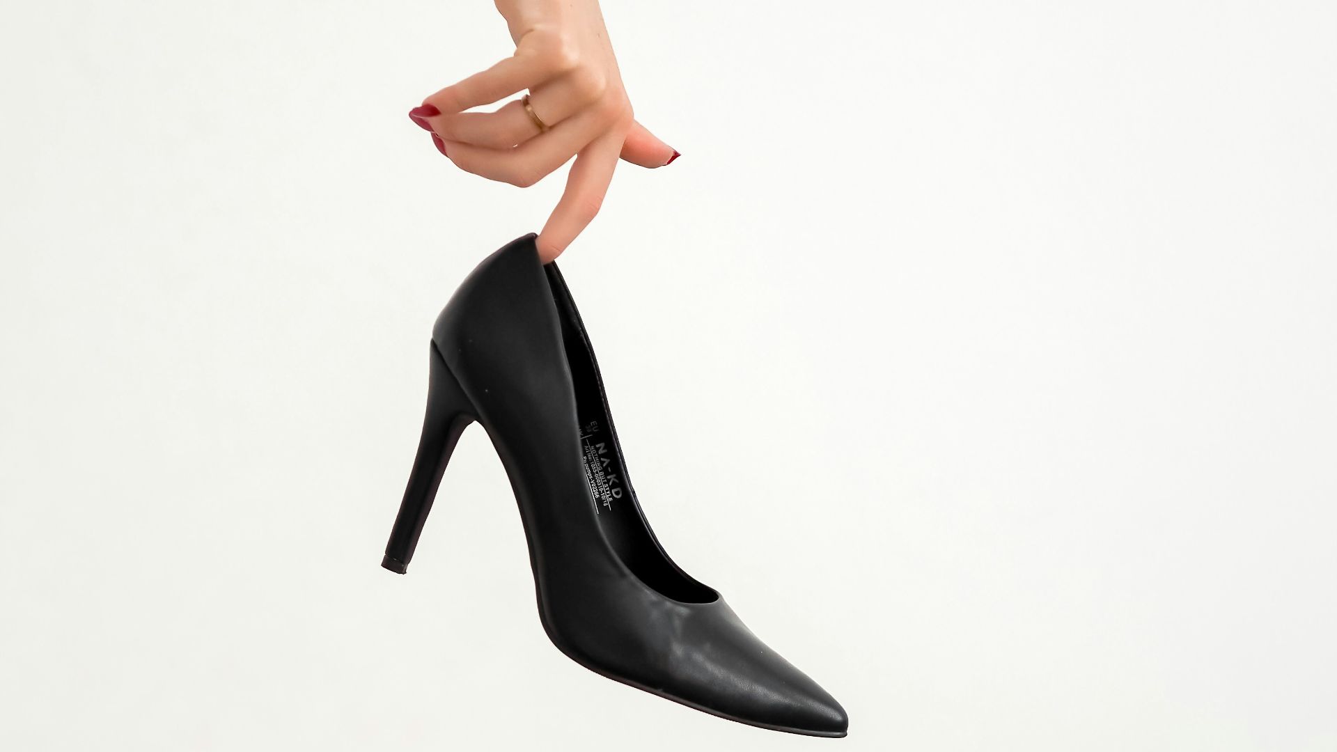 20. Talons