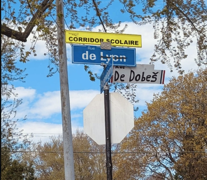 Longueuil: It’s no longer De Lyon Street, but “De Dobes”