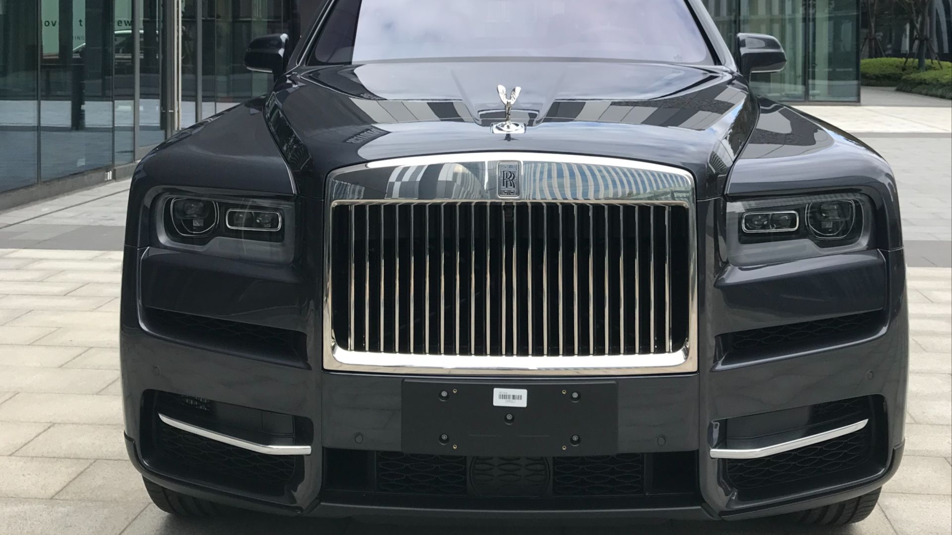16. Rolls-Royce Cullinan