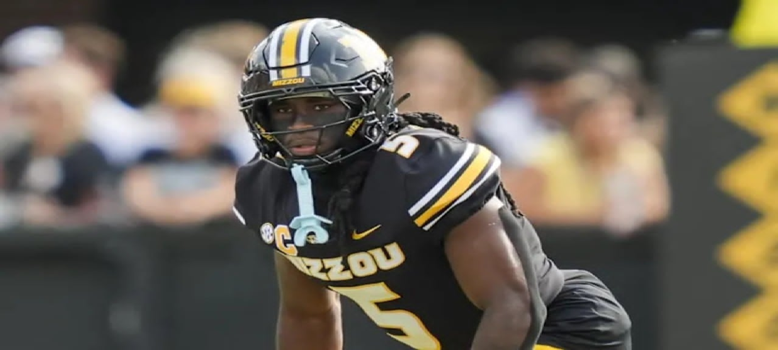 The Patriots are flying under the radar with a signing that’s now causing a stir