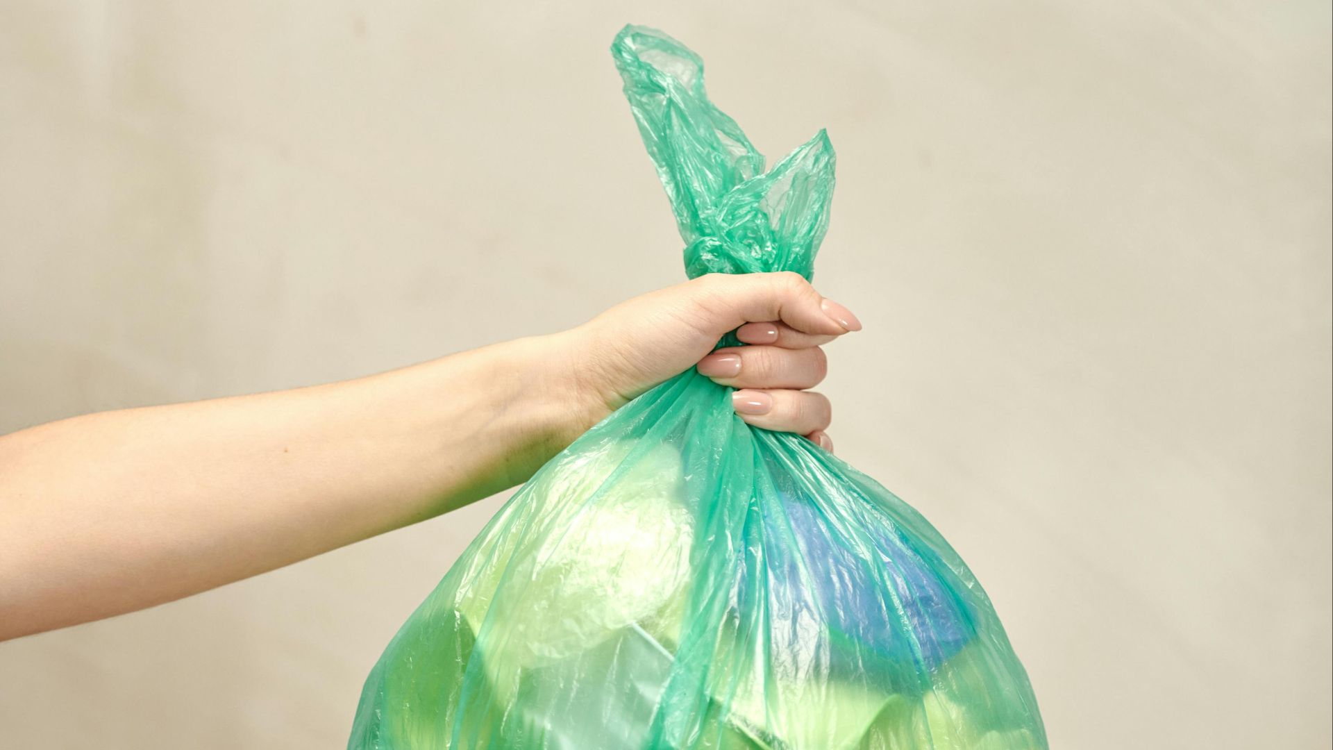 7. Un petit sac poubelle
