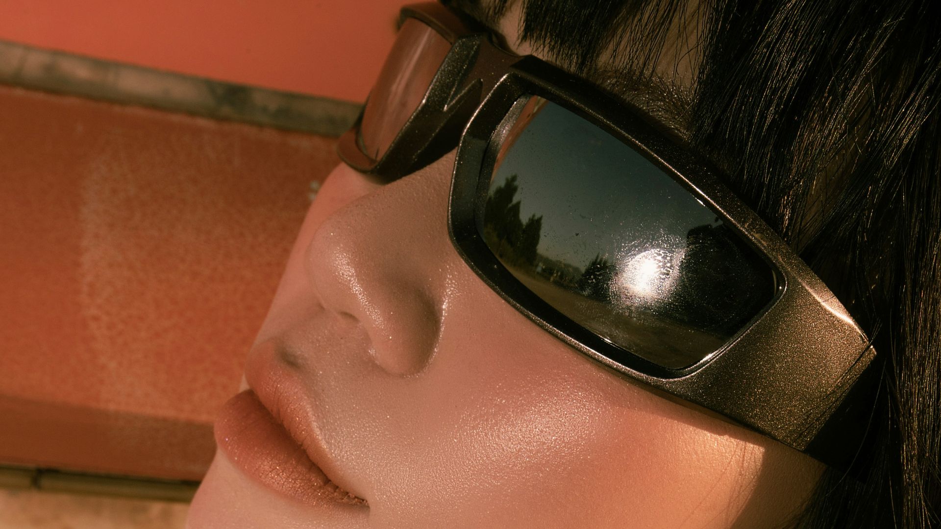 16. Lunettes de soleil enveloppantes