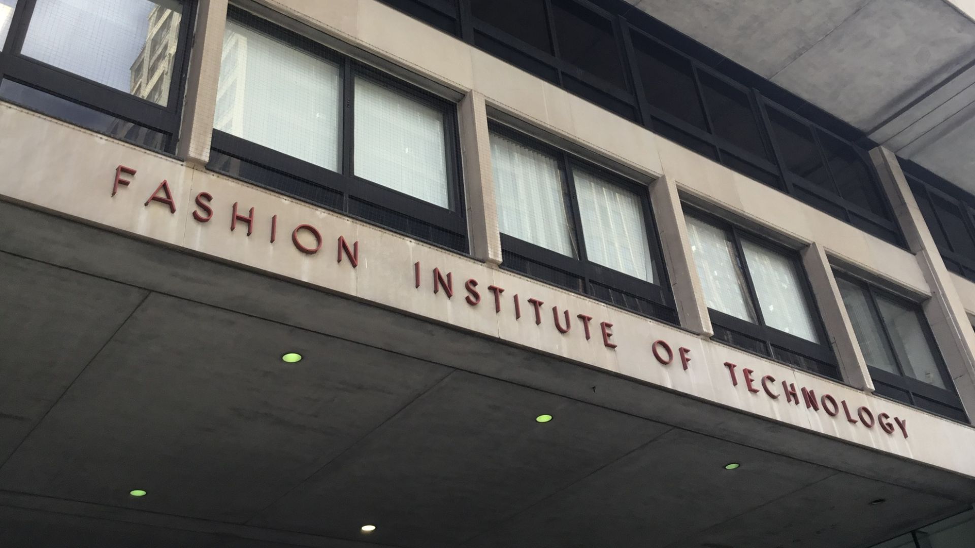 2. Institut de technologie de la mode