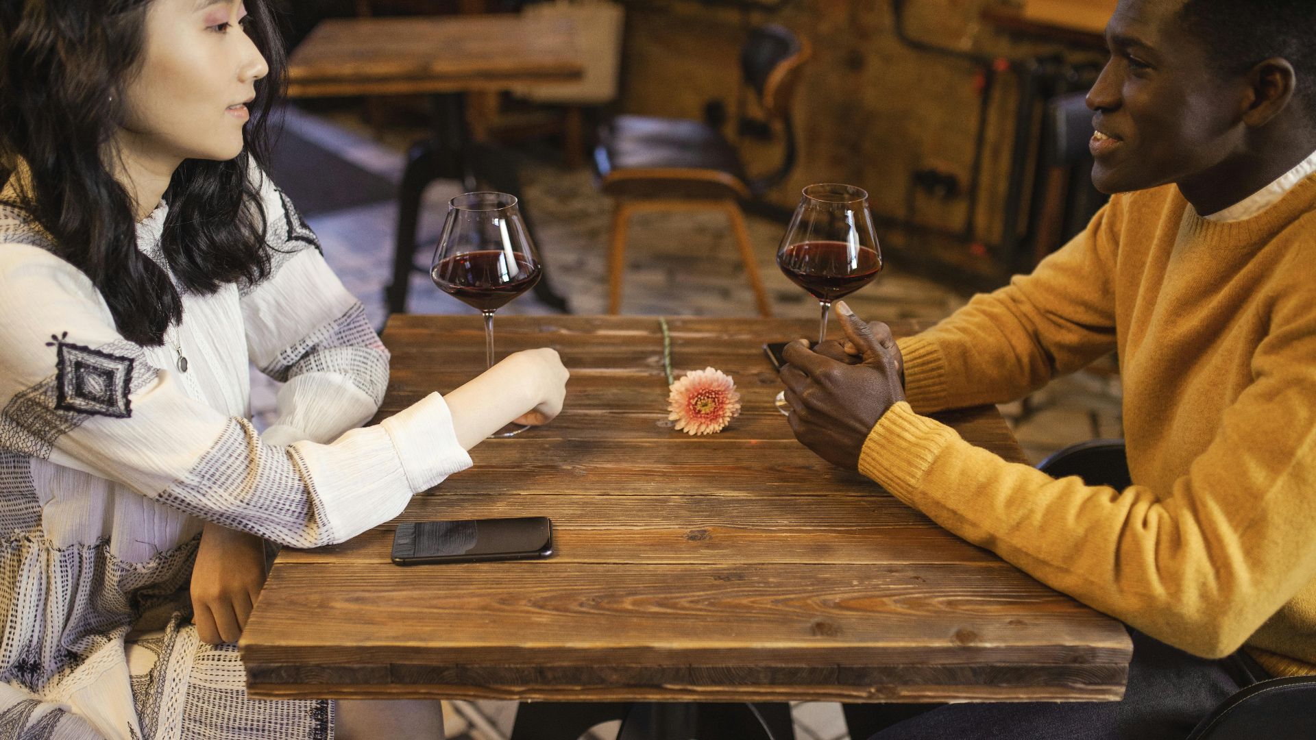 5. Le speed dating aide les personnes timides à briser la glace