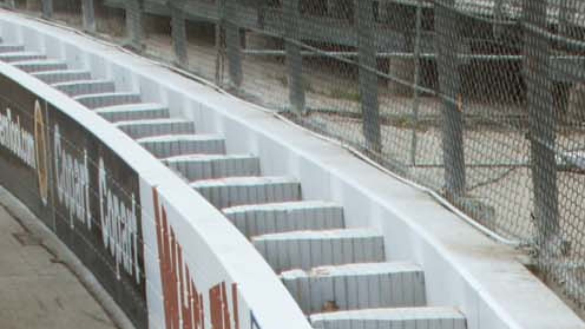 17. Les barrières SAFER de la NASCAR