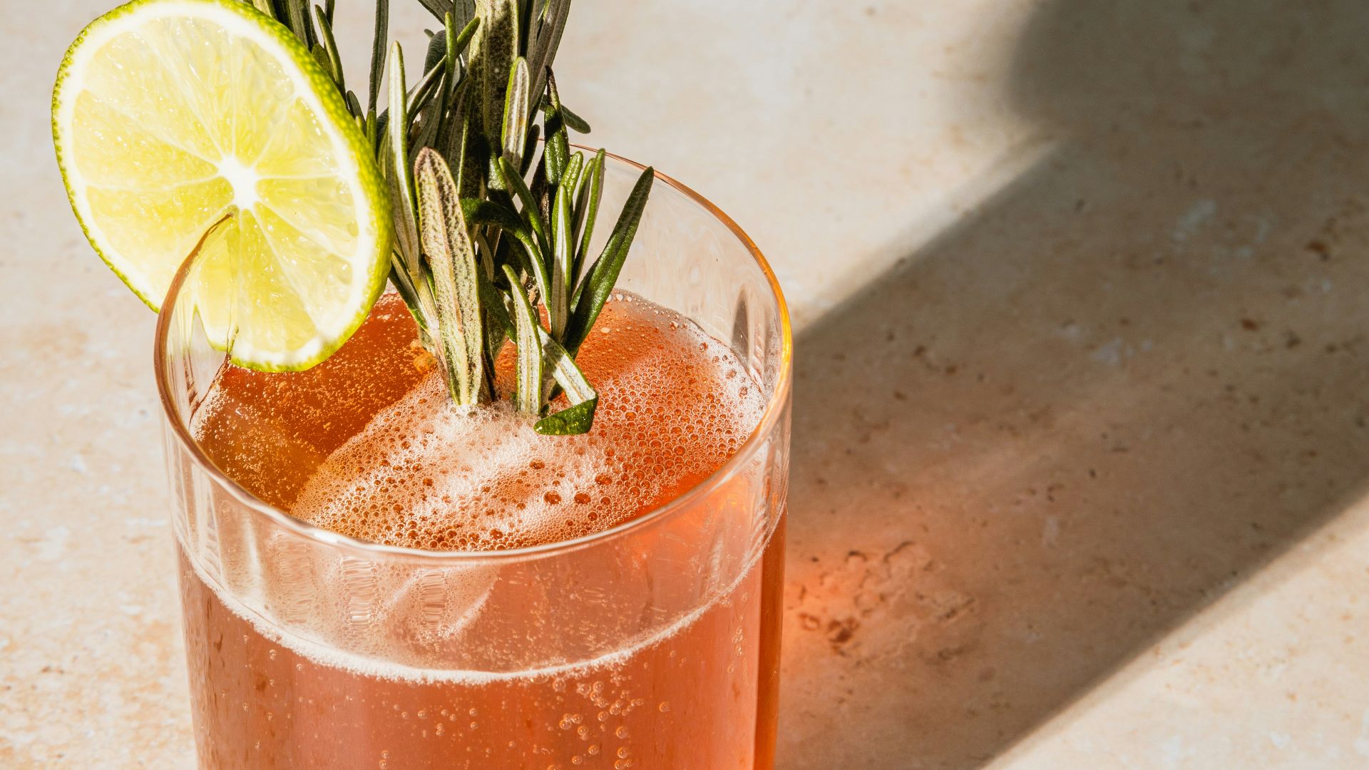 9. Faites attention à l'alcool, au tabac et à une consommation excessive de caféine