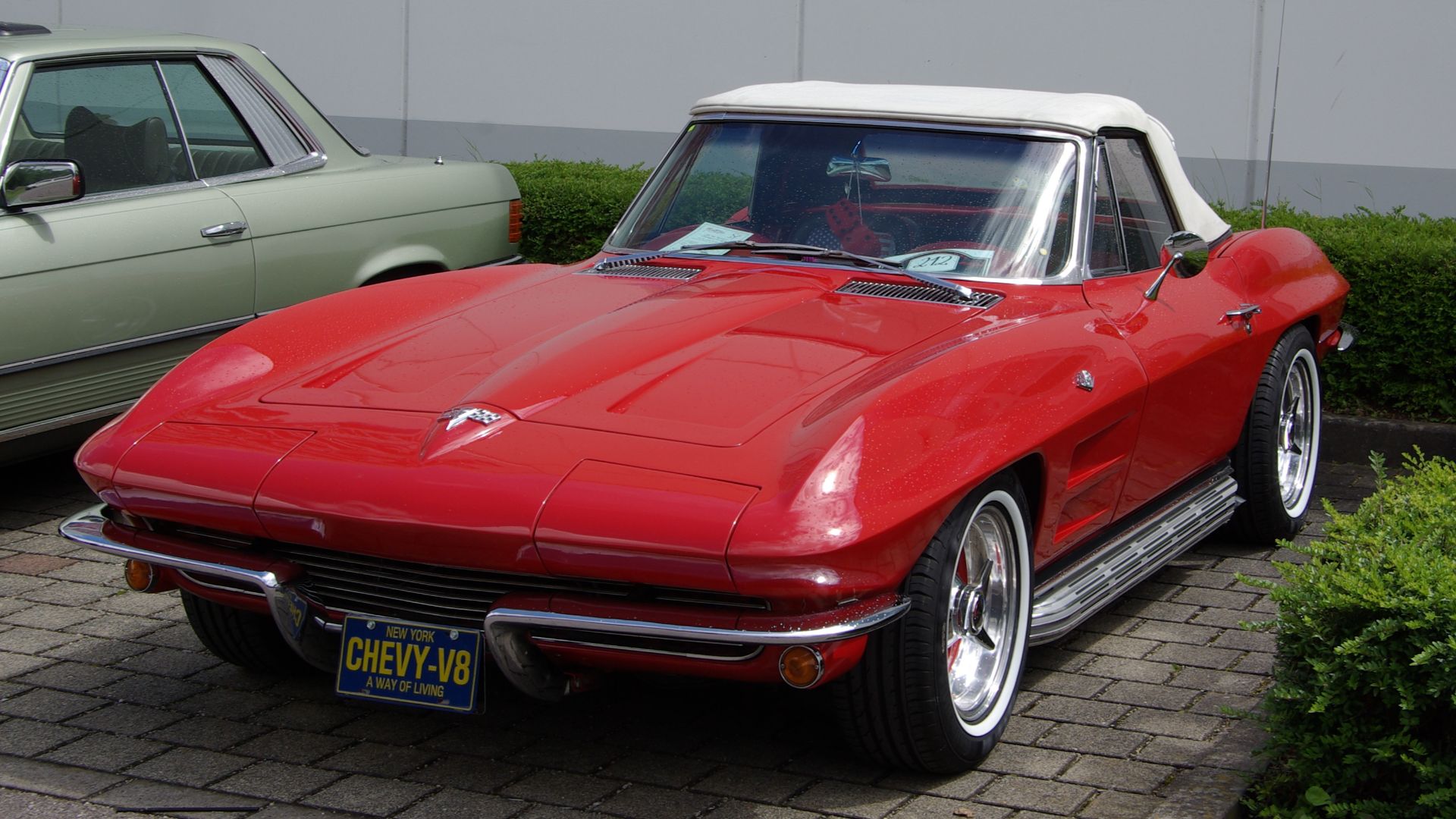 3. Chevrolet Corvette Cabriolet