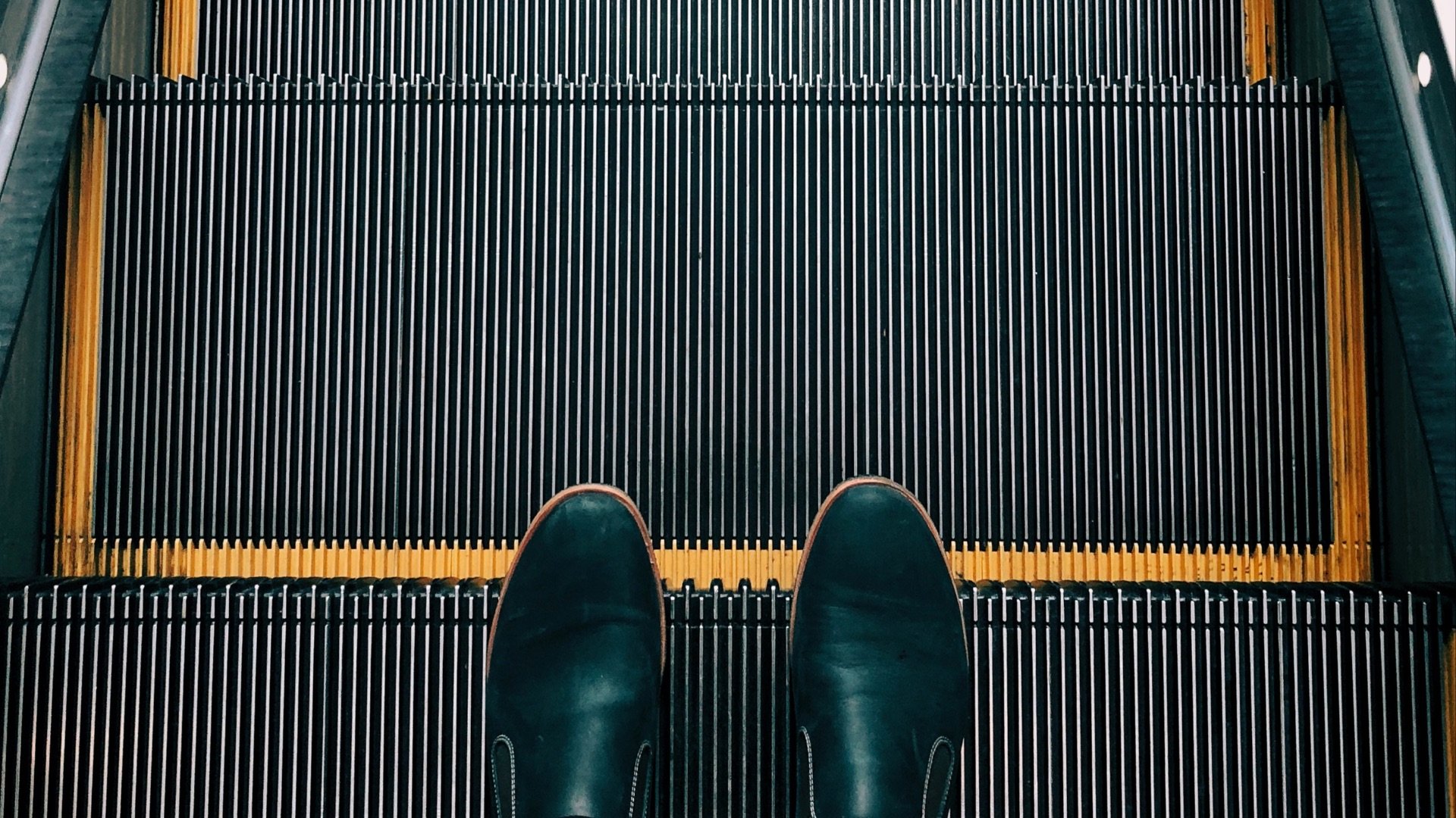 4. Escaliers roulants
