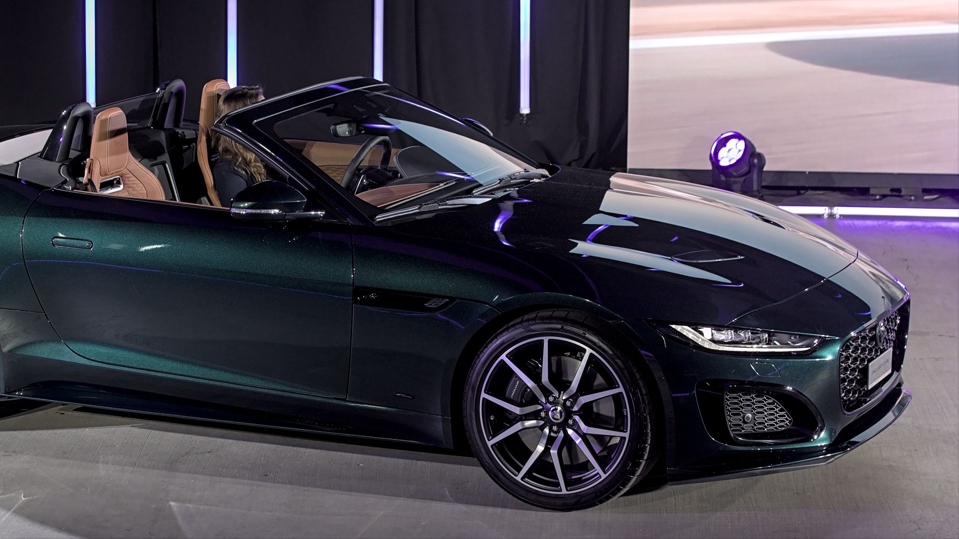 15. Jaguar F-Type