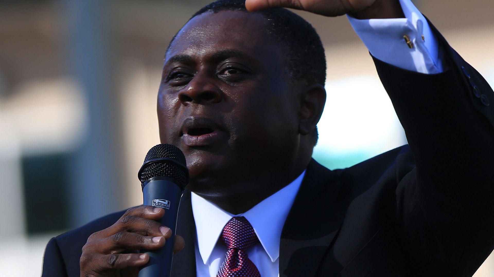18. Dr Bennet Omalu